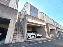 【神奈川県/横浜市港南区東永谷】港南区東永谷2丁目一戸建て 外観：【リフォーム工事ついに完成！】即ご内覧可能です。お問い合わせはナイス株式会社までお気軽に♪