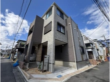 【東京都/板橋区赤塚新町】板橋区赤塚新町2丁目 中古一戸建て 外観：南西角地　２０２３年築