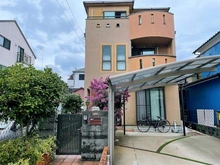 【神奈川県/横浜市鶴見区潮田町】潮田町2丁目一戸建て 外観：各居室6帖以上、収納スペース豊富な間取りです♪