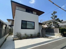 【大阪府/箕面市百楽荘】箕面市百楽荘二丁目売戸建 外観