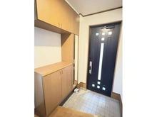 【大阪府/堺市北区百舌鳥梅町】堺市北区百舌鳥梅町三丁18番50号 玄関