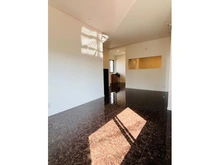 【千葉県/千葉市花見川区幕張本郷】千葉市花見川区幕張本郷5丁目 中古一戸建て 日の差し込む17帖のリビング