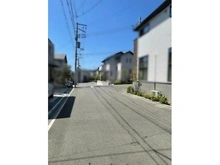 【大阪府/豊中市宮山町】大阪府豊中市宮山町3丁目 一戸建て 大阪モノレール本線「柴原阪大前」駅まで徒歩15分。通勤・通学、休日のお出かけがしやすい立地です。