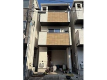 【東京都/荒川区西尾久】東京都荒川区西尾久7丁目 一戸建て 外観：2016年3月築、地上3階建て中古戸建