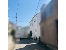 【京都府/京都市西京区桂坤町】京都府京都市西京区桂坤町 一戸建て 前面道路はゆとりある幅員があります。