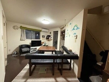 【東京都/江東区亀戸】東京都江東区亀戸9丁目 一戸建て 2階、約11.6帖のLDKです。