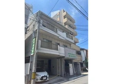 【兵庫県/尼崎市立花町】兵庫県尼崎市立花町1丁目 一戸建て 外観：東海道本線「立花」駅まで徒歩3分。通勤・通学・公共機関を利用してのお出かけにも便利な立地です。