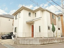 【千葉県/松戸市五香西】松戸市五香西3丁目 中古一戸建て 外観：外観写真　北東側から撮影、現地は角地です