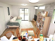【千葉県/流山市加】流山市加2丁目 中古一戸建て ご家族みんながゆったりくつろげる約16.5帖のLDK。3面採光。便利な収納付き