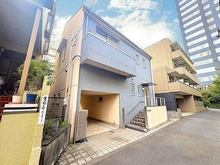 【東京都/豊島区上池袋】豊島区上池袋1丁目 中古一戸建て 1階約57.40㎡、2階約57.40㎡。土地面積約112.48㎡。