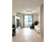 【東京都/板橋区中丸町】板橋区中丸町 中古一戸建て 白を基調とした内装