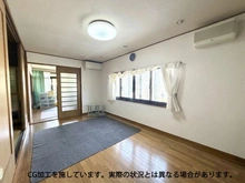 【東京都/町田市本町田】町田市本町田 中古一戸建て 1階リビング。和室と洋室に繋がるリビングなので、開け放すと開放的な空間になります。