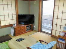 【神奈川県/横浜市栄区笠間】横浜市栄区笠間5丁目 中古一戸建て 様々な使い方ができる和室。お客様がいらした時、お子様の遊び場、寝室など和室があるのは嬉しいですね！