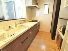 【東京都/中野区白鷺】中野区白鷺2丁目 中古一戸建て 吹き抜けが特徴的なダイニング