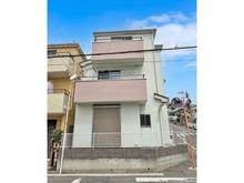 【神奈川県/横浜市鶴見区馬場】横浜市鶴見区馬場4丁目 中古一戸建て 外観写真【青空加工】2019年1月に外壁塗装。