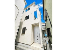 【神奈川県/川崎市幸区小倉】川崎市幸区小倉5丁目 中古一戸建て 外観：木造3階建て全室南西向き２LDK＋２S！徒歩圏内に生活利便施設があり、暮らしやすい住環境！