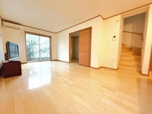 【東京都/東村山市本町】東村山市本町3丁目 中古一戸建て リビングから繋がる5畳の和室は赤ちゃんのお昼寝部屋としても！