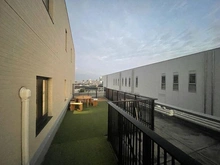 【神奈川県/川崎市高津区下野毛】パークホームズ武蔵新城フィールドレジデンス ルーフバルコニー※家具・備品等は価格に含まれません