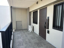 【神奈川県/川崎市高津区下野毛】パークホームズ武蔵新城フィールドレジデンス 玄関