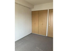 【神奈川県/川崎市高津区久末】プレール日吉台 LD側洋室約6.1帖