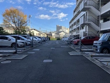 【東京都/府中市住吉町】プラウド府中中河原 駐車場