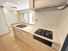 【兵庫県/芦屋市涼風町】パークナード潮芦屋 キッチン約3.1帖（※備品等は価格に含まれません）