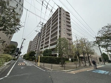 【埼玉県/戸田市新曽南】ヴィルヌーブ戸田公園 外観：北東側からの外観