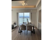 【大阪府/大阪市阿倍野区阿倍野筋】プラウドタワー阿倍野 リビングダイニング　※家具、備品等は価格に含まれません。