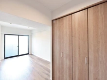 【京都府/京都市北区平野八丁柳町】サニーハイム金閣寺 洋室約7.7帖