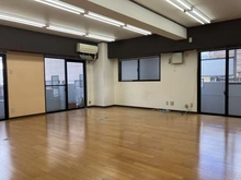 【京都府/京都市下京区天神前町】グラン・ドムール西洞院 LD約27.0帖　※備品等は価格に含まれません