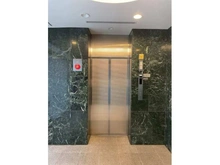 【埼玉県/さいたま市中央区大字下落合】スカイレジデンシャルタワーズサウスウイング エレベーター