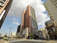 【埼玉県/さいたま市中央区大字下落合】スカイレジデンシャルタワーズサウスウイング 外観