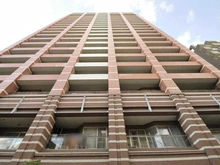 【埼玉県/さいたま市中央区大字下落合】スカイレジデンシャルタワーズサウスウイング 外観