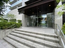 【埼玉県/さいたま市緑区美園】ウエリス浦和美園サウステラス エントランス