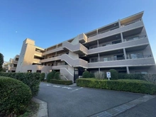 【神奈川県/横浜市保土ケ谷区岩崎町】保土ヶ谷オークヒルズ三番館 外観：外観