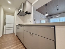 【神奈川県/横浜市港北区日吉】Brillia日吉三丁目 キッチン