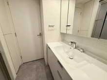 【神奈川県/横浜市港北区日吉】Brillia日吉三丁目 洗面室