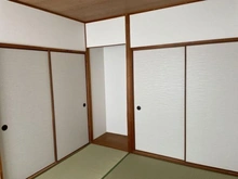 【兵庫県/西宮市樋之池町】苦楽園ヒルズ一号棟 【東側和室約6畳】LDK隣接のため家事スペースなど多目的にお使い頂けます