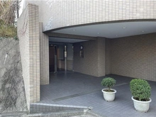 【神奈川県/横浜市鶴見区馬場】ライツ鶴見ガーデンヒルズ エントランス