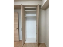 【千葉県/千葉市美浜区真砂】検見川浜レジデンス ５畳洋室　収納