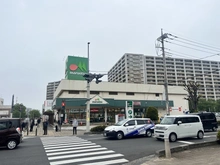 【埼玉県/さいたま市中央区本町東】コンフォールスクエアさいたま新都心 マルエツ与野店（現地より約200m）