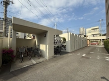 【埼玉県/さいたま市浦和区岸町】プラウド浦和岸町ガーデニア 駐輪場