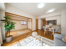 【千葉県/我孫子市本町】ルイシャトレ我孫子弐番館 リビング・ダイニング