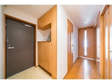 【千葉県/我孫子市本町】ルイシャトレ我孫子弐番館 玄関