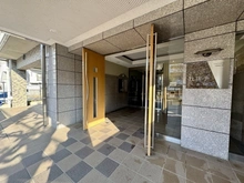 【千葉県/我孫子市本町】ルイシャトレ我孫子弐番館 エントランス