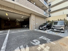 【千葉県/我孫子市本町】ルイシャトレ我孫子弐番館 駐車場