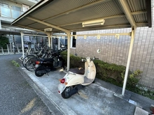 【千葉県/流山市加】イトーピア流山 バイク置場
