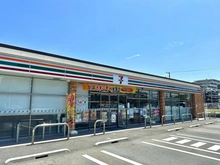 【千葉県/松戸市秋山】ヴェレーナ松戸秋山駅前 セブンイレブン松戸東部小学校前店（現地より約180m）