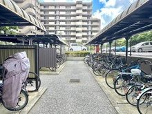 【千葉県/我孫子市泉】エステ・スクエア我孫子 駐輪場