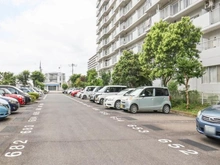 【埼玉県/三郷市さつき平】パークフィールドみさと五街区二号館 駐車場